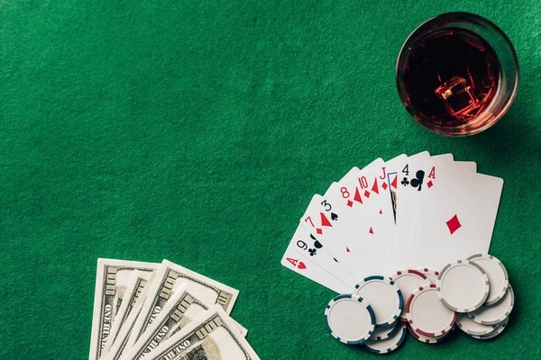 Texas Poker table interface showing hand ranking, community cards, and player positions